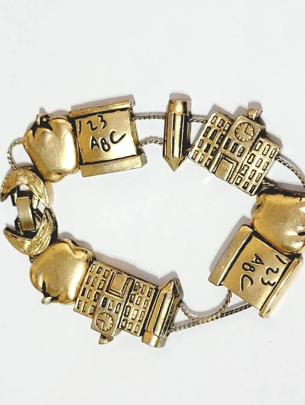 Teachers Link Slide Bracelet Gold-tone Vintage Schoolhouse Apple ABCs gbr-56